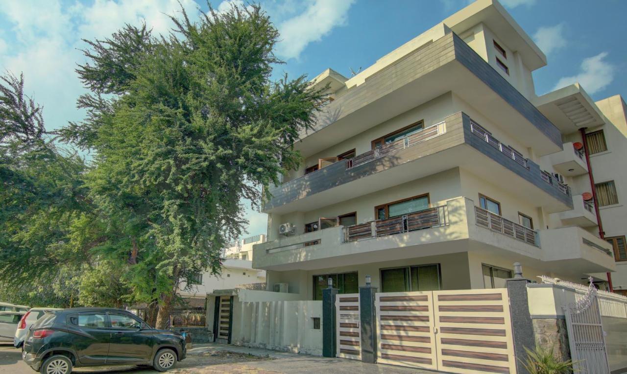 Itsy Hotels Swastika Inn Sector 26 Noida Dış mekan fotoğraf
