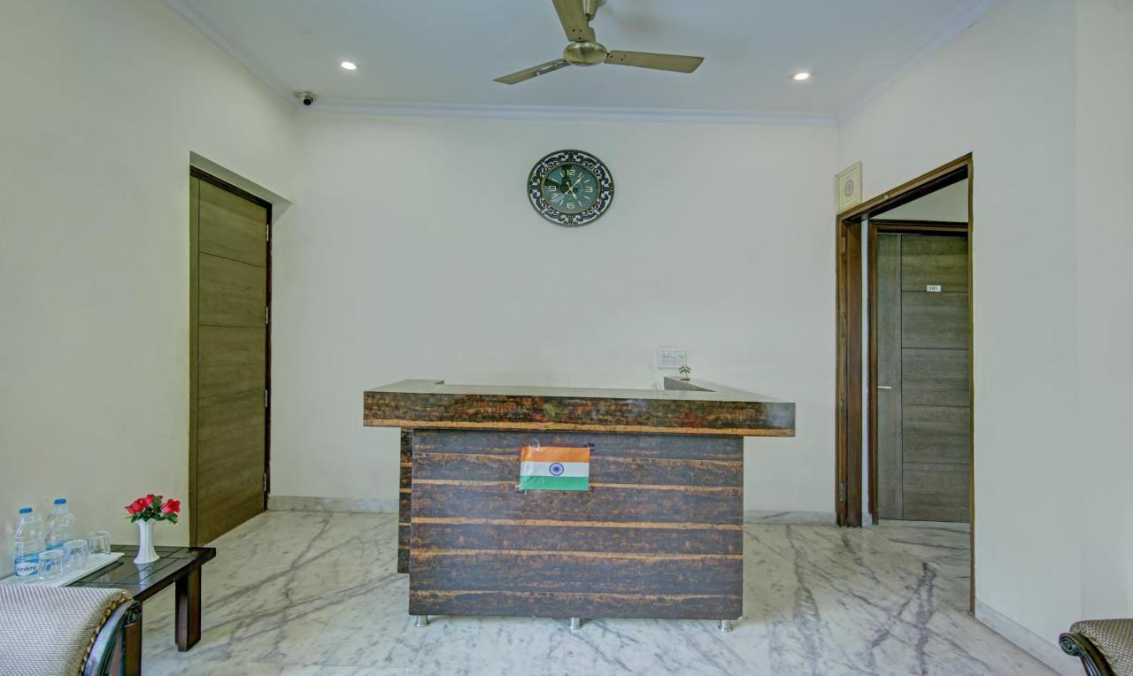 Itsy Hotels Swastika Inn Sector 26 Noida Dış mekan fotoğraf
